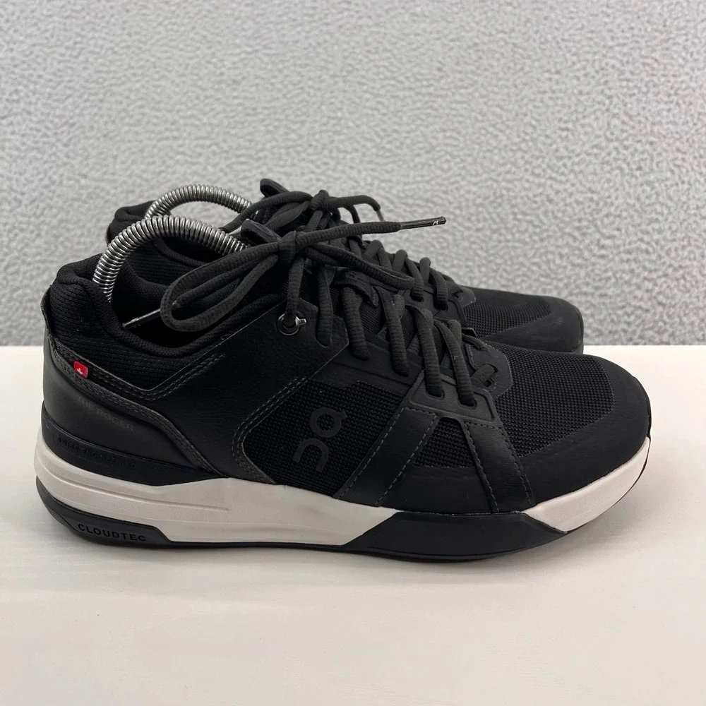 On Running The Roger Clubhouse Black White Sneakers Womens 10 3WD30050299